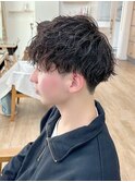 マッシュ波巻きスパイラルツイスト フェザーパーマ　MEN’S HAIR