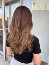 リディア(Lydia) バレイヤージュ×グレージュ