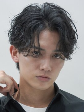 フィフス トウキョウ (fifth TOKYO) 渋谷シャドウパーマメンズマッシュウルフセンターパートカット