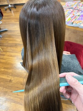 ヘアーズ サエミ 髪質改善縮毛矯正