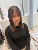 エレノア 枚方(Eleanor)&nbsp;【梅木】ミディアムレイヤー/顔まわりレイヤー