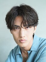 バイフィフス 原宿/表参道(by fifth)&nbsp;原宿毛流れセンターパートニュアンスパーマビジネスヘア刈り上げ