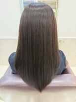 オフ(off)&nbsp;艶髪ストレート×髪質改善トリートメント|美髪