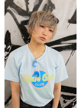アムール 二子玉川(Amour) ラフショート~ダブルカラー 青メッシュ~/ウルフマッシュ