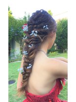 ブライダル ヘアメイク メリア(Bridal Hair Make MERIA) 小花　フィッシュボーンアレンジ