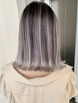 アライブ ハラジュク(ALIVE harajuku) 【ALIVE】バレイヤージュシルバーボブ