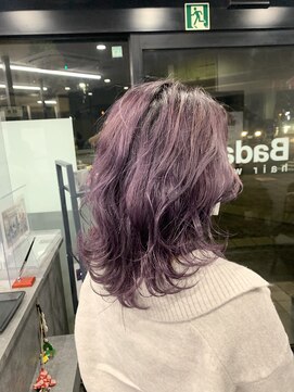 バダス(Badass) ラベンダーカラー、ミディアムレイヤー