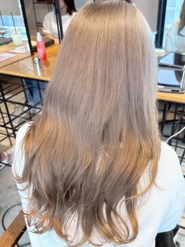 ラヴィズム 名駅店(LUVISM) 10代20代30代ミルクティーベージュダブルカラーケアブリーチ