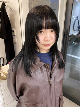 シイ(SIE) レイヤーカット