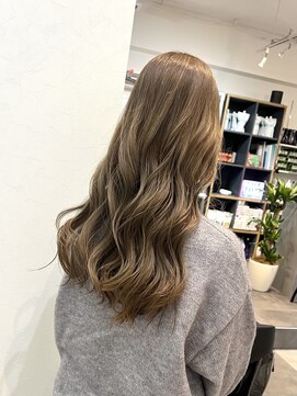 ファーム 大崎店(FAAM) ミルクティーベージュ