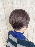 ショートヘアと白髪ぼかし