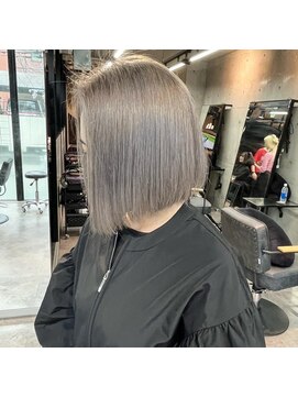 ルート 南堀江(route) シルバーカラー