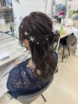 ベルデイズ 関内店(BELDAYS) ハーフアップ