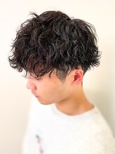 仕事帰りにも通いやすい！遅くまで営業