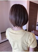 ショートボブハイライトベージュカラーショートレイヤーロブ