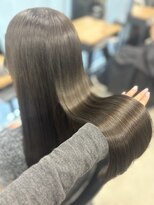 アリュウル 表参道 青山(Allure) ブリーチなし/オリーブベージュ/ベージュ/透明感カラー