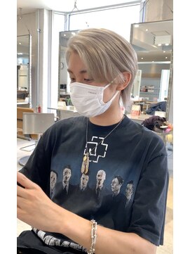 アッシュブロンド