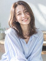 ドット ヘアー(dot.hair) 長め前髪 / センターパート / 垢抜けレイヤー