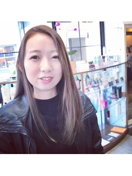 ブラーノ(Burano) 美肌効果抜群カラー