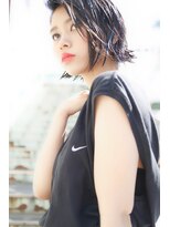 ブーケ(BOUQUET)&nbsp;前下がり・ボブ・ワンサイドショート・小顔・耳掛け