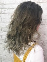 プライズ 所沢プロぺ通り店(prize)&nbsp;透け感オリーブカラー無造作グラデーション【Prize所沢】