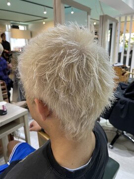 アクト(ACT) スパイキーショート/ハイトーン/ホワイトカラー