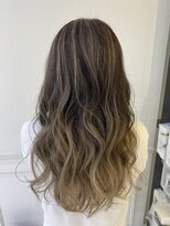 アプリバイリアン 浦和2号店(appri by Rien)&nbsp;バレイヤージュ/グレージュ/ハイライト/