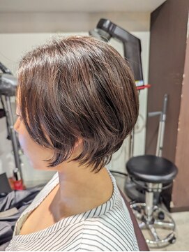 スウィープ 札幌大通(sweep) ふんわりショートボブ