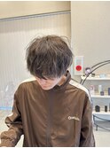 オリーブベージュ 4月
