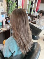 アンビ(ambi) バレイヤージュ