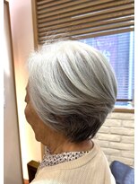 ヘアー グリーン(hair green) 50代60代70代/ショートスタイル/グレイショートヘアー