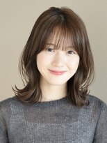 【高木美緒】ゆるっと巻きが可愛いミディアムレイヤー