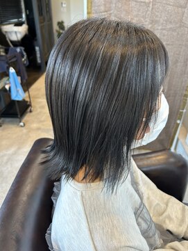 ヘアーリゾートガーデンヴェール(Hair Resort Garden VERT) 透明感とツヤ感のオリーブグレージュ☆