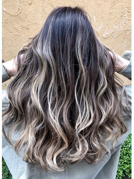 ジーディーエス(GDS) リゾート風バレイヤージュ