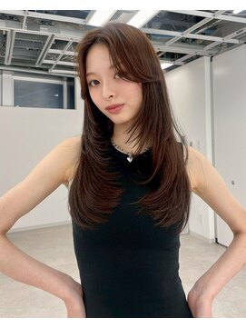 ユーフォリア 青山(Euphoria) ロングレイヤーカット*ミディアムレイヤー*20代30代40代50代