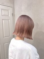 イル(iLu.) ピンクベージュ/ボブ/カット/カラー/ブリーチ/トリートメント
