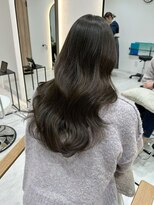 ReFa認定プレミアムサロン 全席個室美容室 Zina ガーデンズ千早【6/27OPEN(予定)】&nbsp;艶髪 オリーブブラウン 千早 美容室