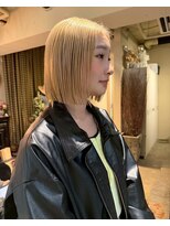 グッドフェローズ キタホリエ(GoodFellas kitahorie)&nbsp;透明感と艶が際立つハイトーンボブスタイルレイヤーブリーチ艶感