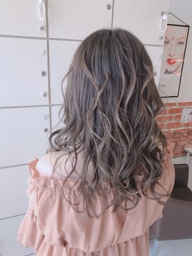 レイフィールド 光の森店 ハイライトミルキーグレージュ*