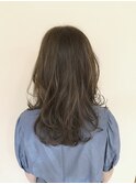 ナチュラルグレージュ