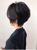 小顔ひし形シルエット