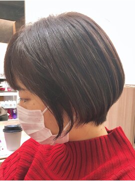 ロアン 福津店(roan) 丸みショートボブ