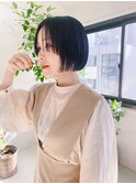 ブルーブラックカラーなミニボブ