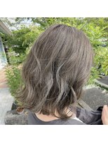 テクライズ 豊橋店(TECHRISE)&nbsp;☆白髪染めでも楽しめる、透明感ハイライト、オリーブカラー☆