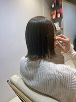 エメリー 静岡呉服町店(AMELY)&nbsp;オリーブカラー×切りっぱなしボブ