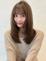 韓国風レイヤー　顔周りレイヤー　小顔カット　透明感カラー
