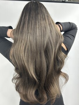 ベルグローアルファ(BELLE GROW ALPHA) 外国人風バレイヤージュ