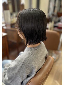 ヴィヴォペロー(vivopelo) 切りっぱなしボブ