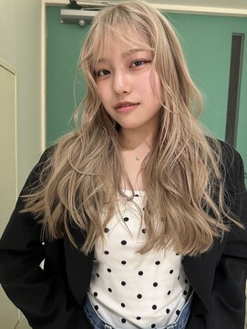 リリック(LYLICK) ブロンドベージュ