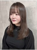 チョコレートブラウンミディアムレイヤー顔まわりカット渋谷